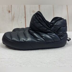The North Face ThermoBall Traction Bootie Slippers in Classic Black Size 8